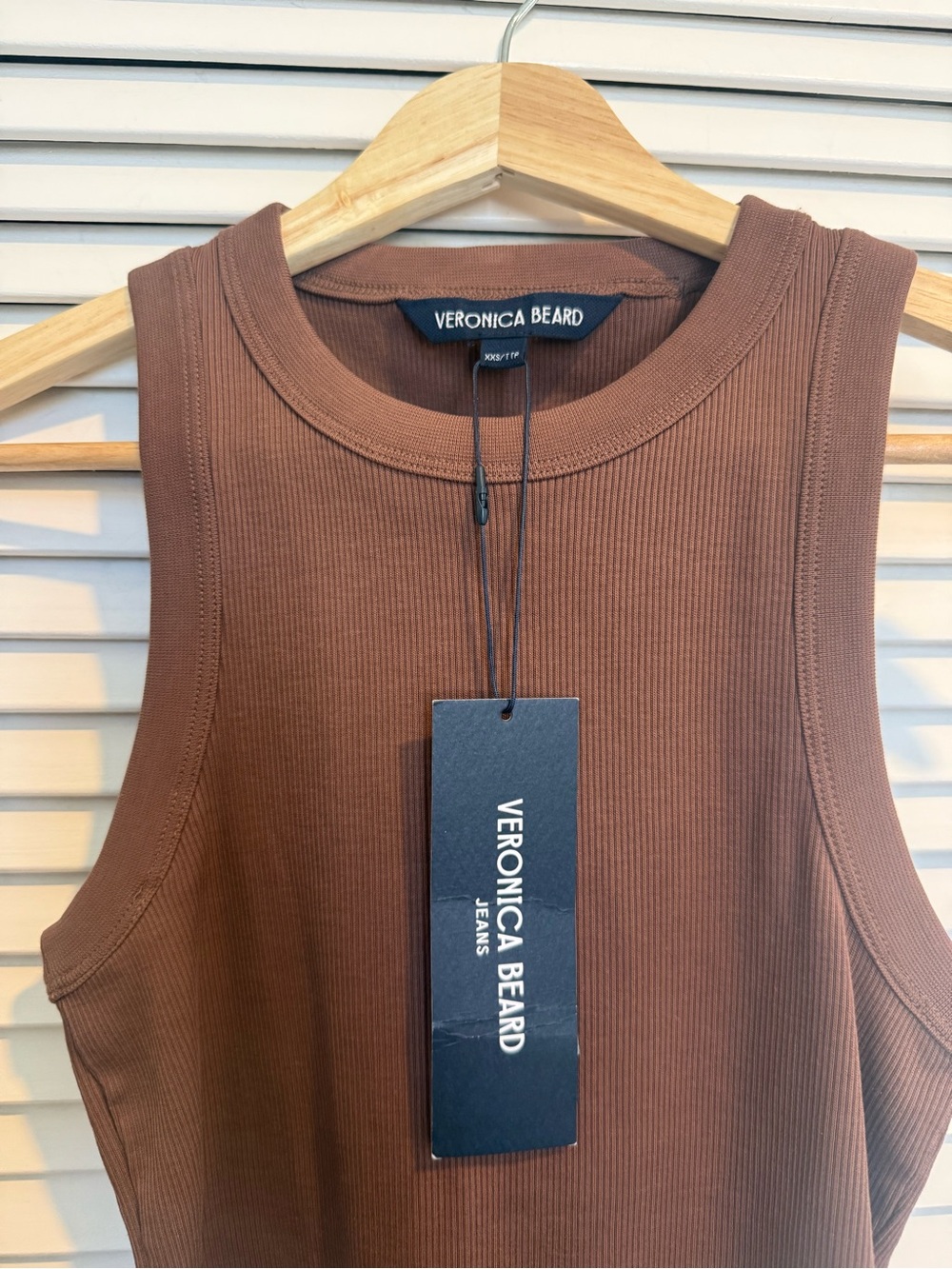 Veronica Beard Brown Ribbed Crop Tank — Size XXS (NWT)